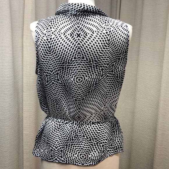 Abstract tank - Picture 4 of 5